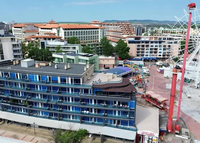 Gallery A * סאני ביץ'