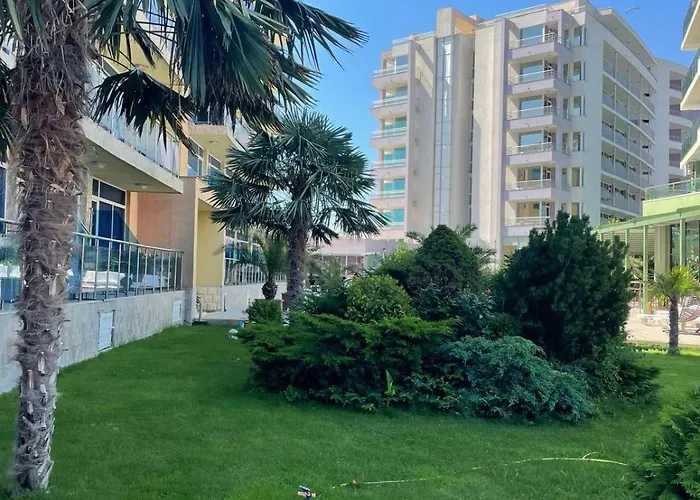 Gallery A * סאני ביץ'